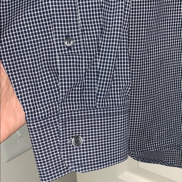 NWOT Men’s Michael Kors Button Down - Picture 5 of 6